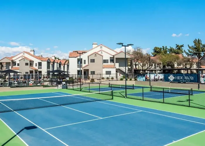 Stylish 2br-pool, Yoga Rm, Gym, Cabanas, Bbq,prkng